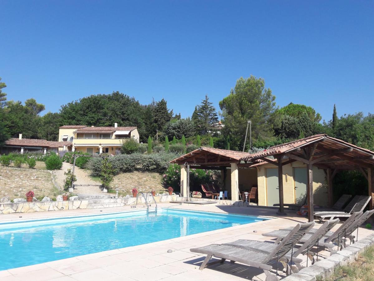 Les Cerises Bed & Breakfast Saint-Saturnin-les-Apt Exterior photo